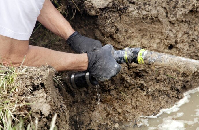 Grapevine-Dallas-TX-Septic-Tank-Pumping-Installation-Repairs-We offer Septic Service & Repairs, Septic Tank Installations, Septic Tank Cleaning, Commercial, Septic System, Drain Cleaning, Line Snaking, Portable Toilet, Grease Trap Pumping & Cleaning, Septic Tank Pumping, Sewage Pump, Sewer Line Repair, Septic Tank Replacement, Septic Maintenance, Sewer Line Replacement, Porta Potty Rentals, and more.